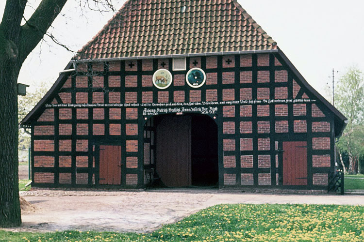 Bauernhaus der Familie Gronholz, Doenhauser Straße 14